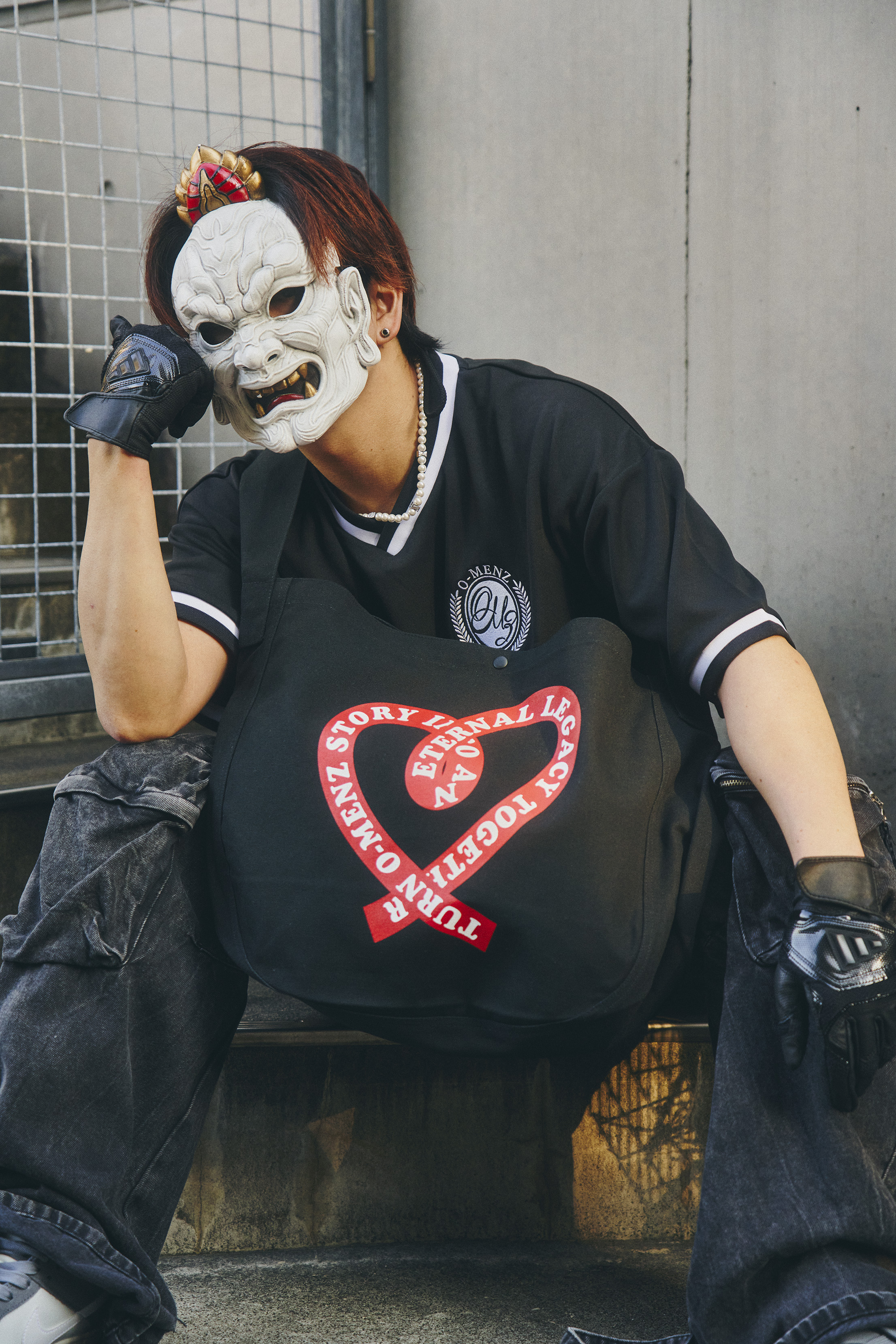 O-MENZ HATTRICK ショルダーバッグ 阿形 Heart Text Shoulder Bag 詳細